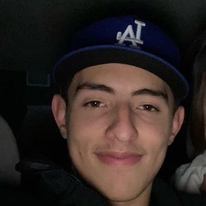 Meet your Posher, Luis